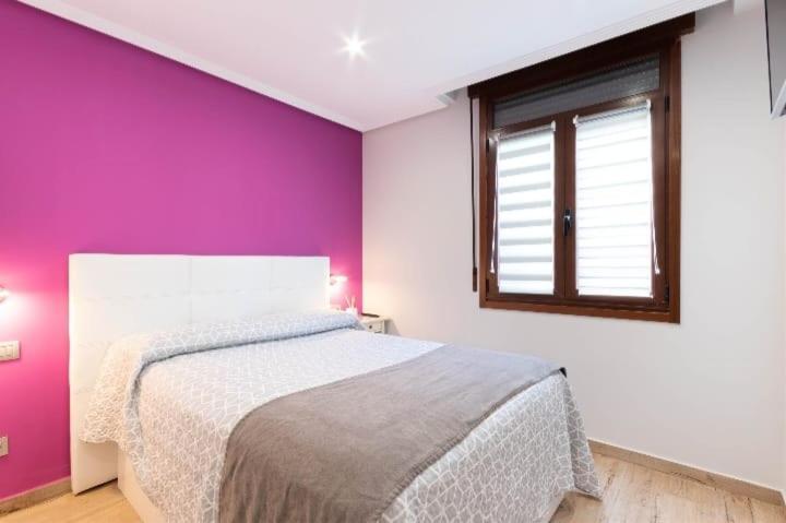 A Dos Pasos De San Mames Bilbao Exterior foto